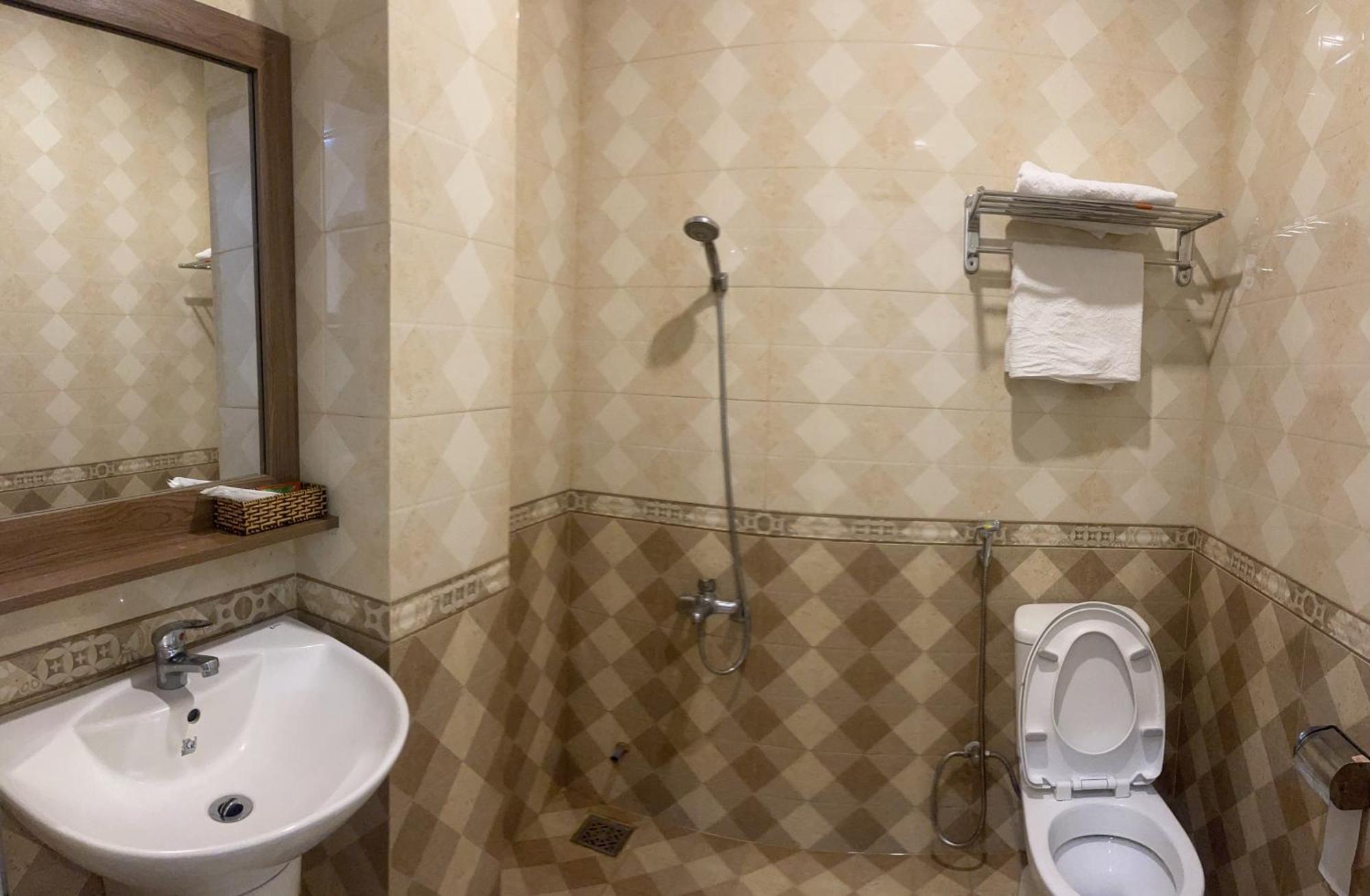 The Highland House Hotel Buôn Ma Thuột Ngoại thất bức ảnh